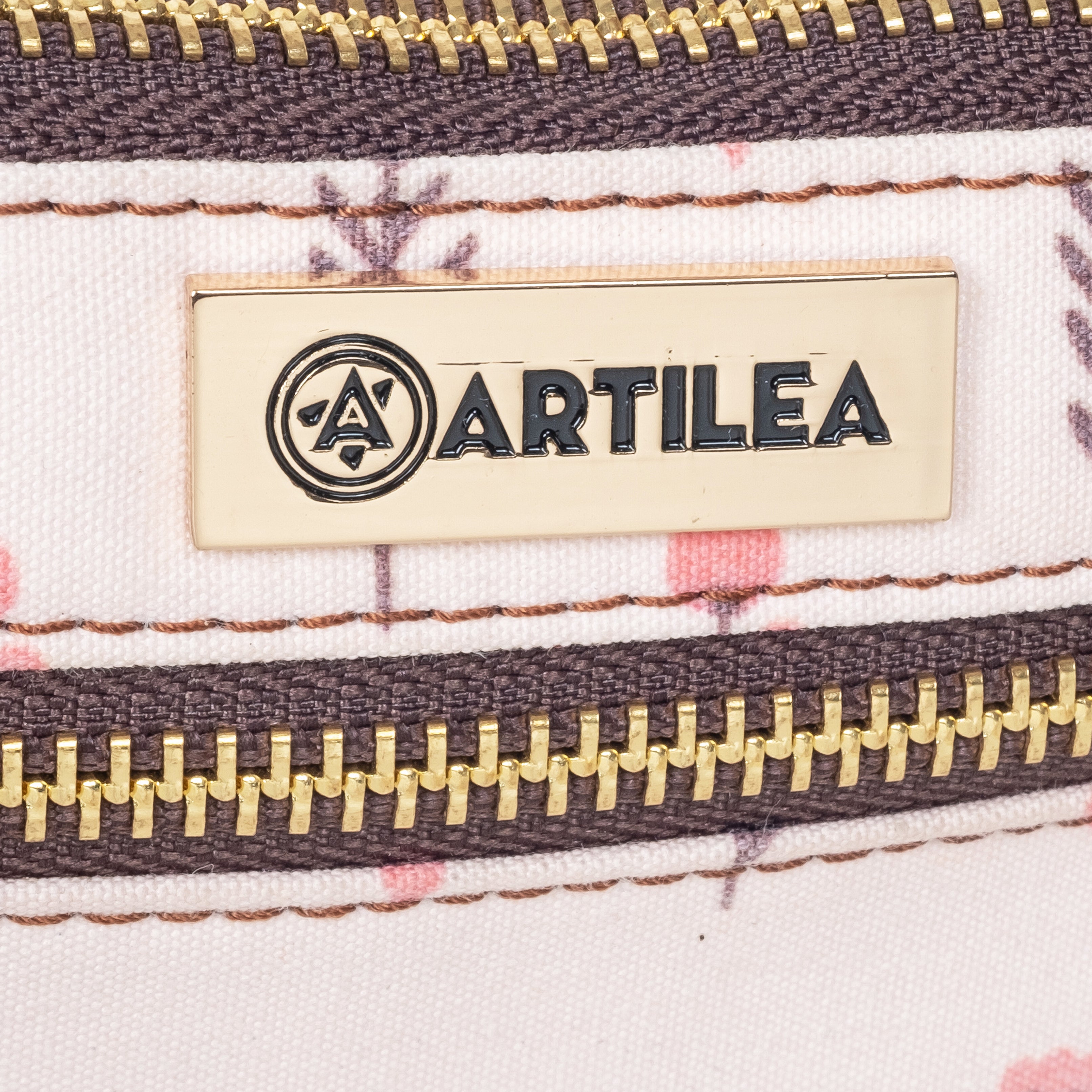 Wristlet Wallets - Catalogue-Pink