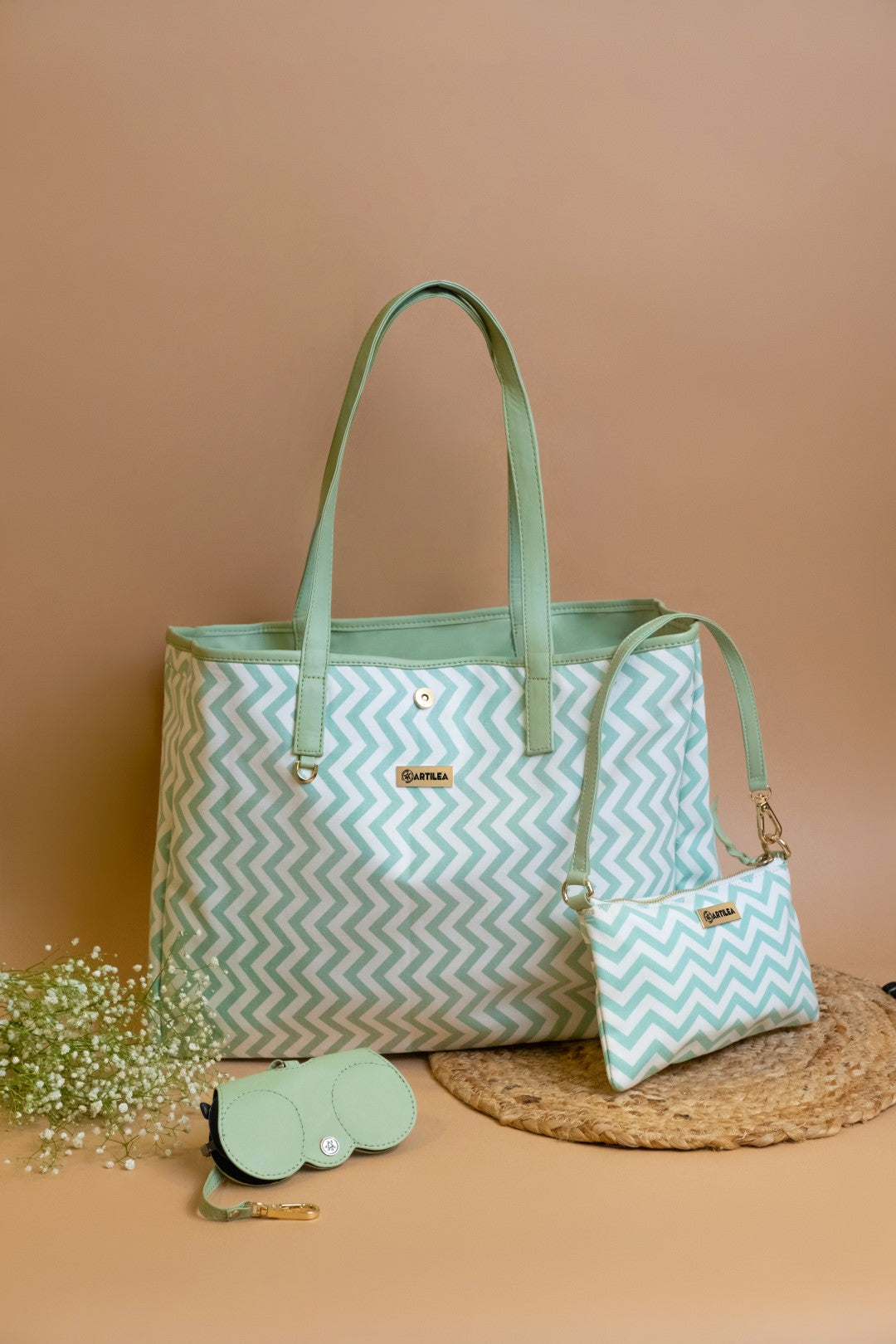 Reversible Tote bag & Printed Sling Bag-Wristlet Wallet-Eyeglass Case Shevron, Mint Green(Combo)