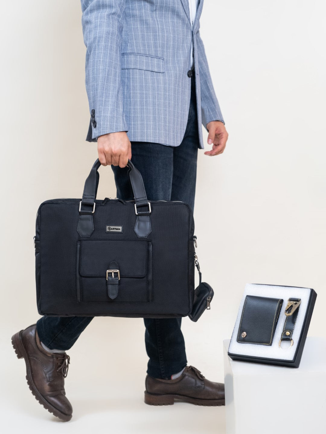 Laptop bag & Corporate gift set Black(Combo)