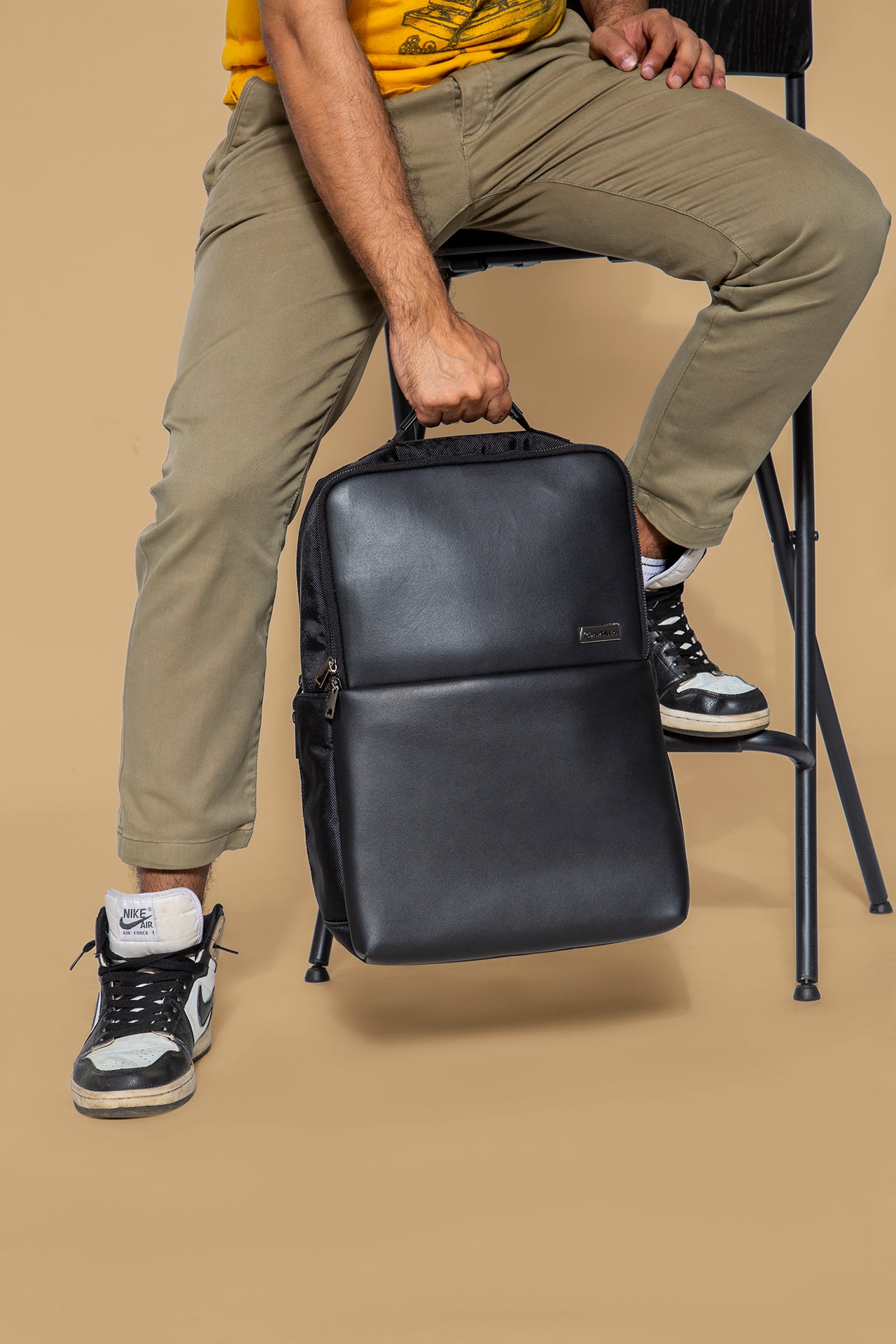 Thorium Backpack - JET BLACK